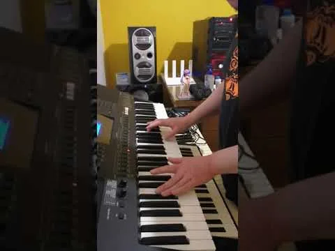 From YouTube – Jugglers in Obsidian (Andreas Vollenweider) – Keyboard performance